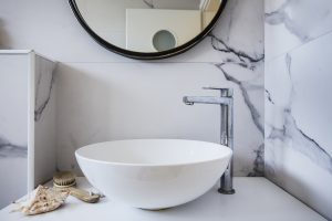 כיור אריח שיש | עיצוב חדרי רחצה | עמית ישראל, מעצב פנים במרכז | עיצוב פנים במרכז | עיצוב פנים